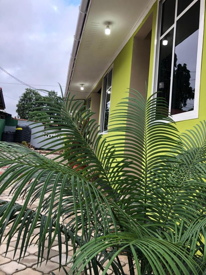 L&J Modern Backpackers Kinondoni Bed & Breakfast Dar es Salaam Exterior photo